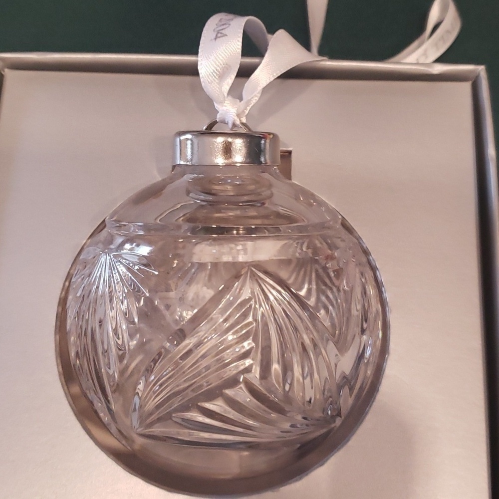 Waterford Times Square Collection Star of Hope Design 2004